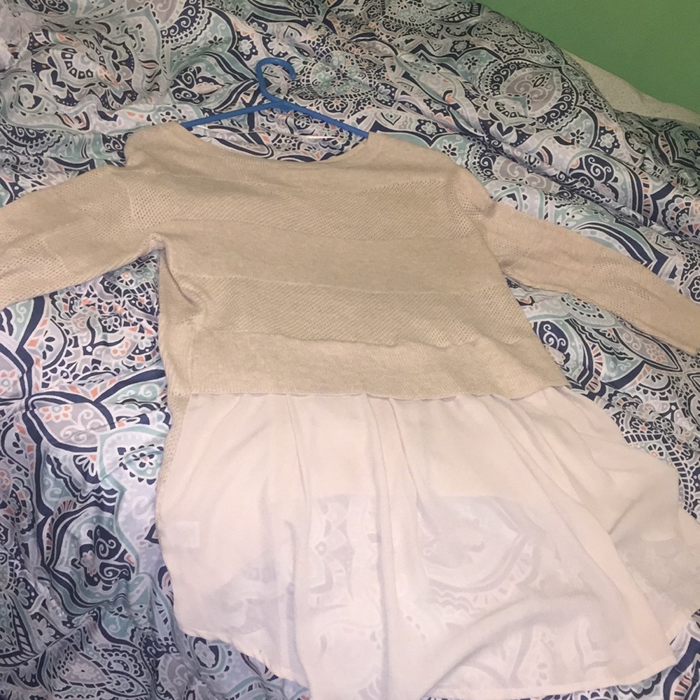 Hi Low Sweater. - Picture 3 of 3
